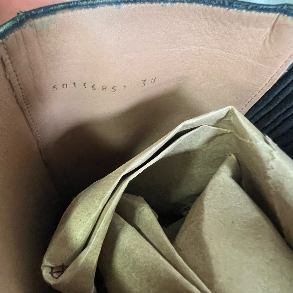 Hugo Boss Dress Knee High Black Leather Stretchy Calf Zip Boots 38 Almond Toe 8 - Picture 12 of 15